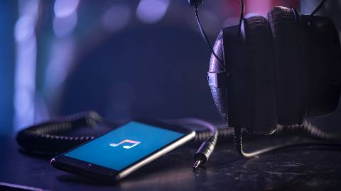 From the Tour Bus to TikTok: How Indie Artists Are Building Empires Without Labels